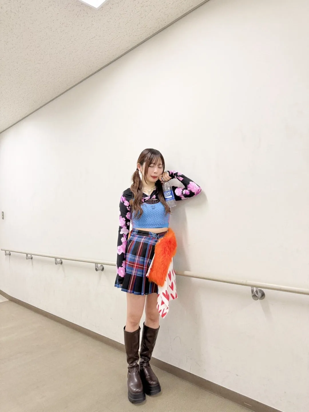 伊勢鈴蘭 - アンジュルム - ハロー！プロジェクト公式サイト