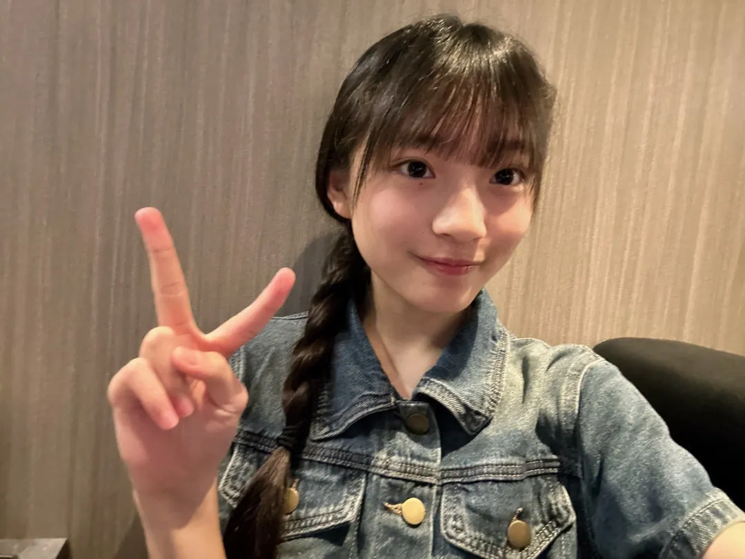元気になれるハイタッチ！杉山結菜
