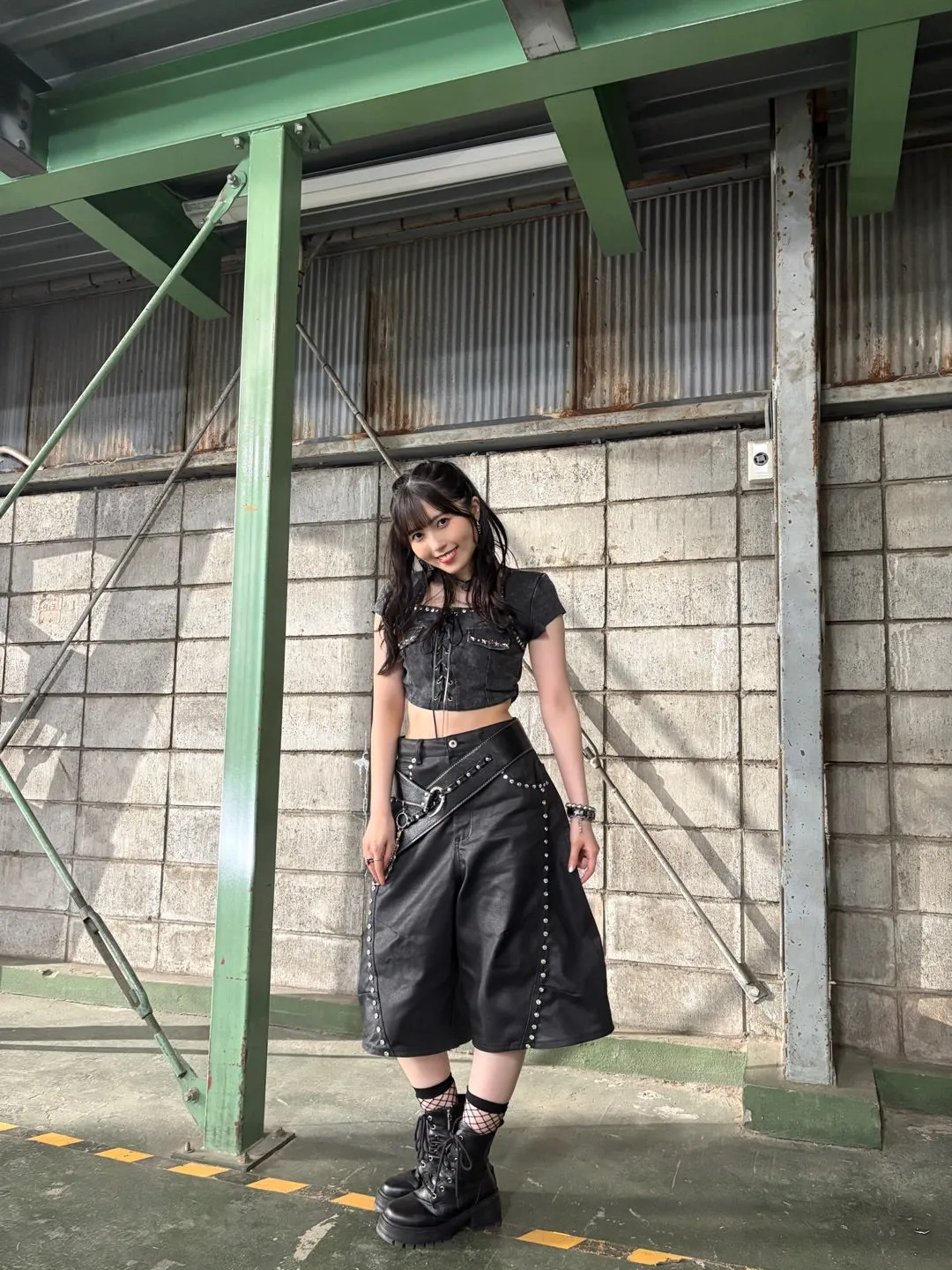 ハーフパンツ　西田汐里