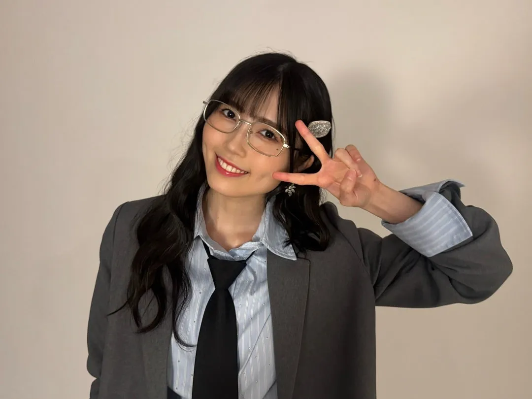 めがねっ　西田汐里