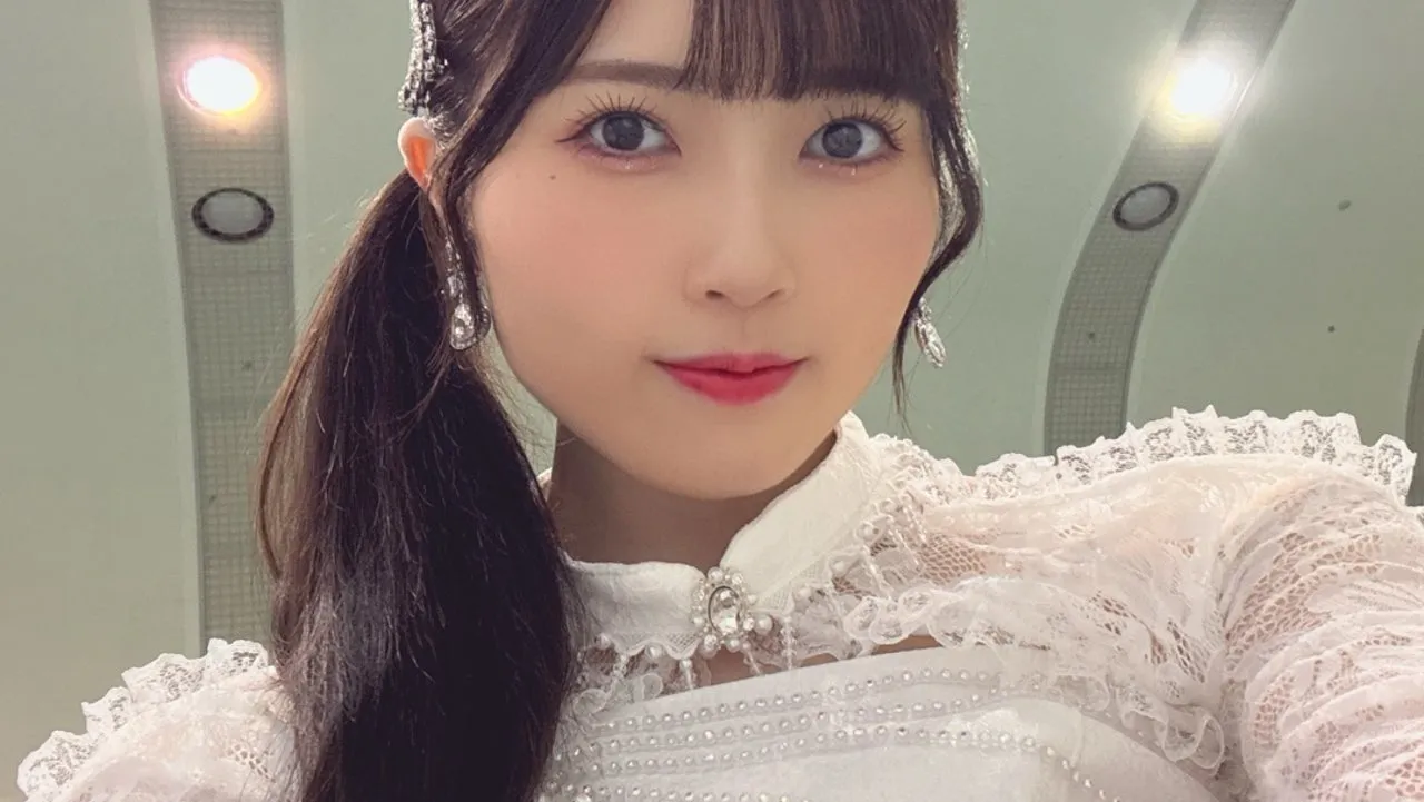 模様替え　西田汐里