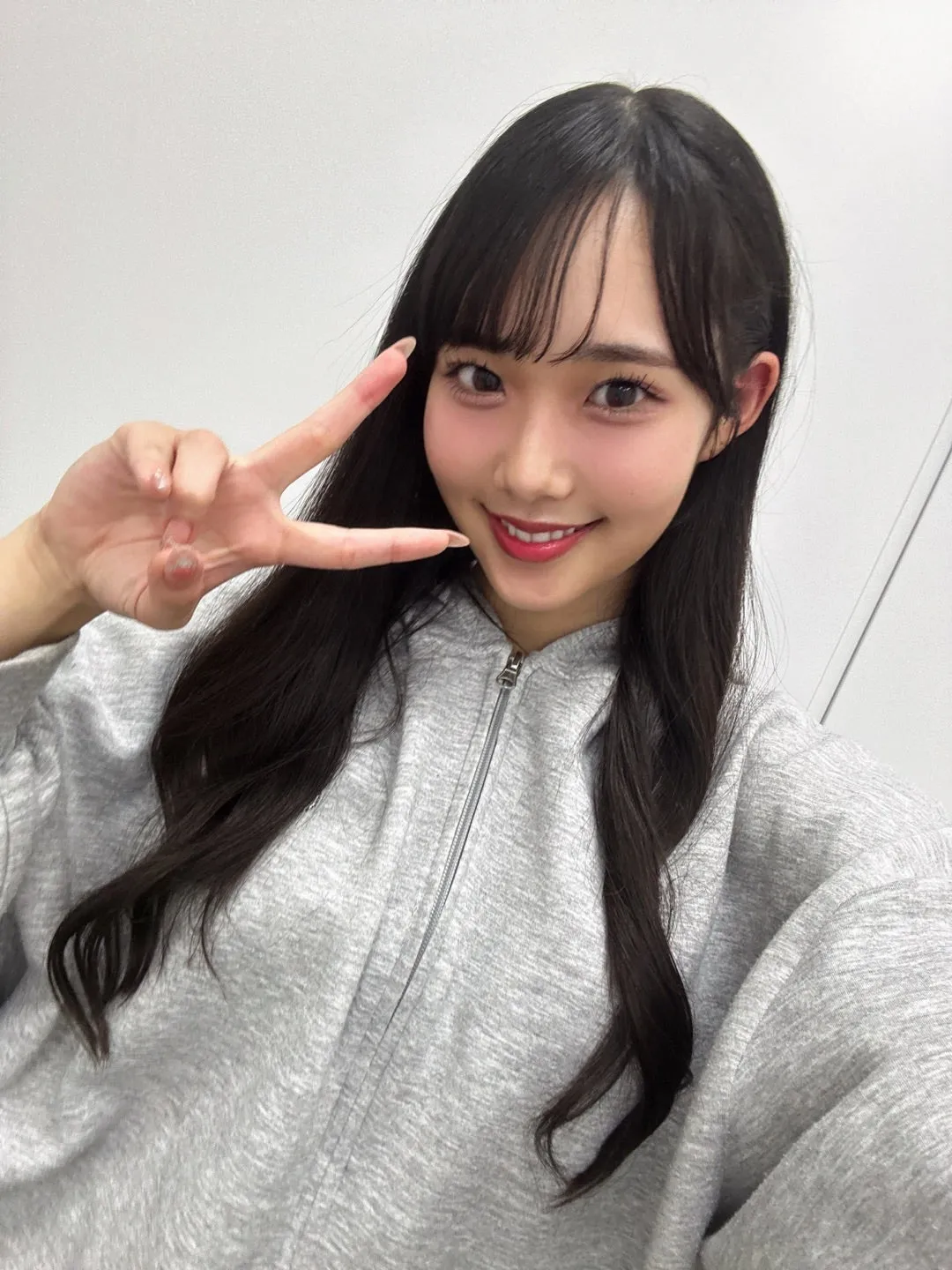 まだいける、 入江里咲