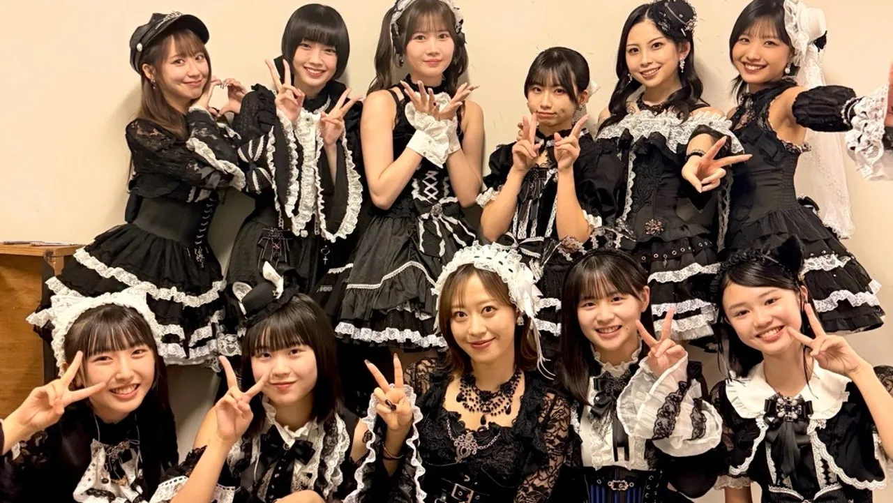 開幕宣言。 弓桁朱琴