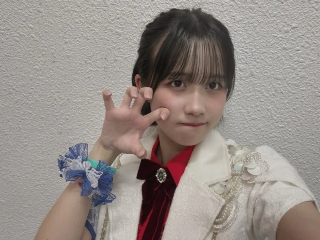 村越彩菜 - ロージークロニクル - ハロー！プロジェクト公式サイト