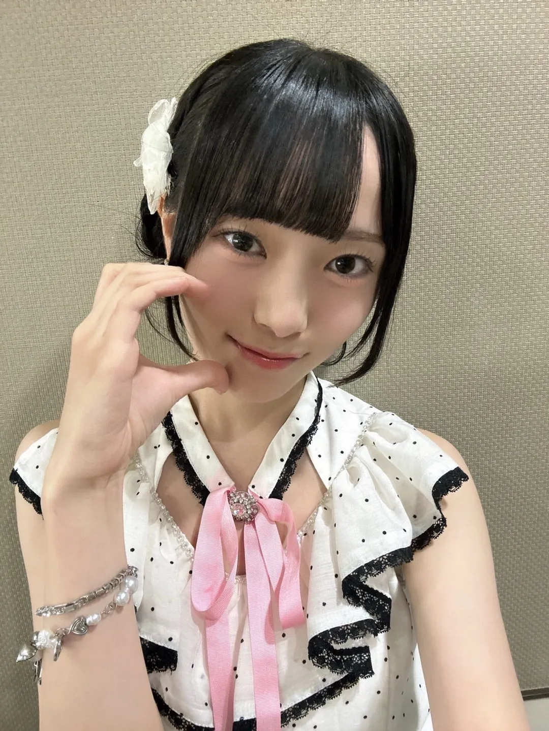 上村麗菜 - ロージークロニクル - ハロー！プロジェクト公式サイト