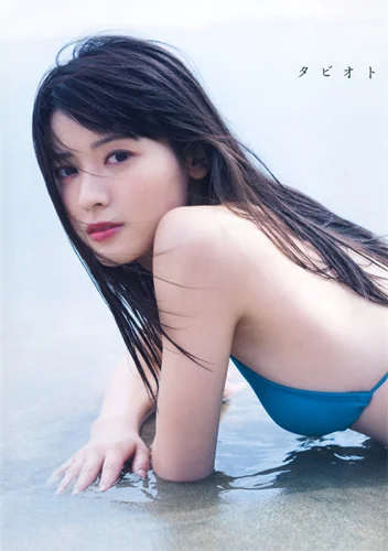 矢島舞美　等身大タペストリー 矢島舞美写真集 「タビオト」 - ハロー！プロジェクト公式サイト