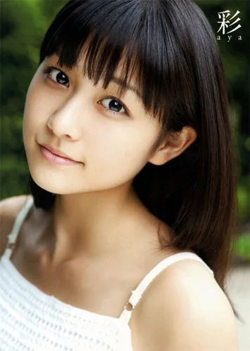 和田彩花写真集 「彩 aya」 - ハロー！プロジェクト公式サイト