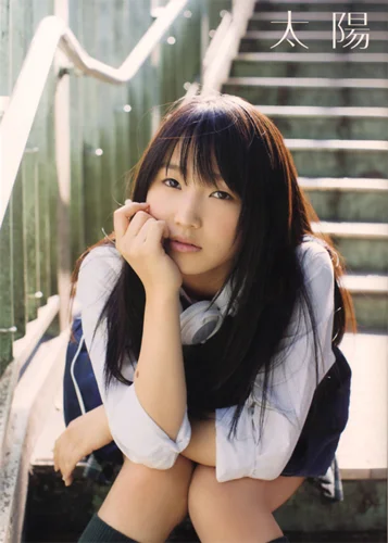 鞘師里保写真集 「太陽」 - ハロー！プロジェクト公式サイト