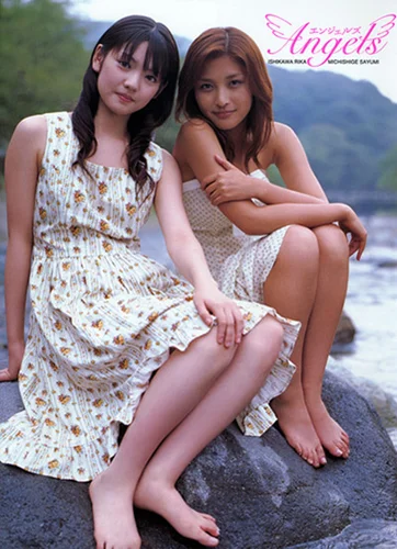 石川梨華 写真集3冊セット メイキングDVD付 モーニング娘。 ハロプロ 石川梨華＆道重さゆみ写真集 「エンジェルズ」 - ハロー！プロジェクト